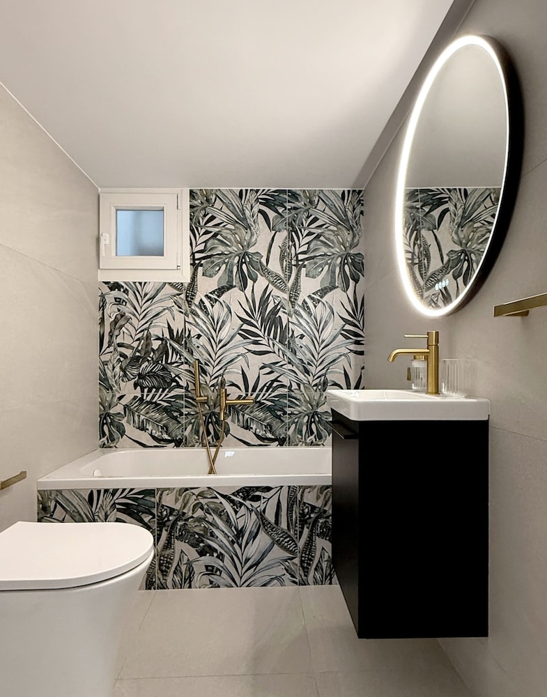 Siga-siga Luxury Acropolis Apt