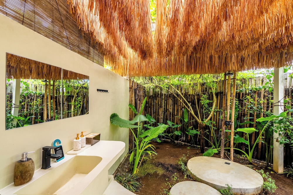 Villa Laguna by Pertama Management