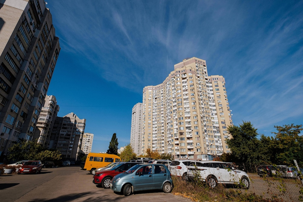 CityApartments Kyiv Poznyaki