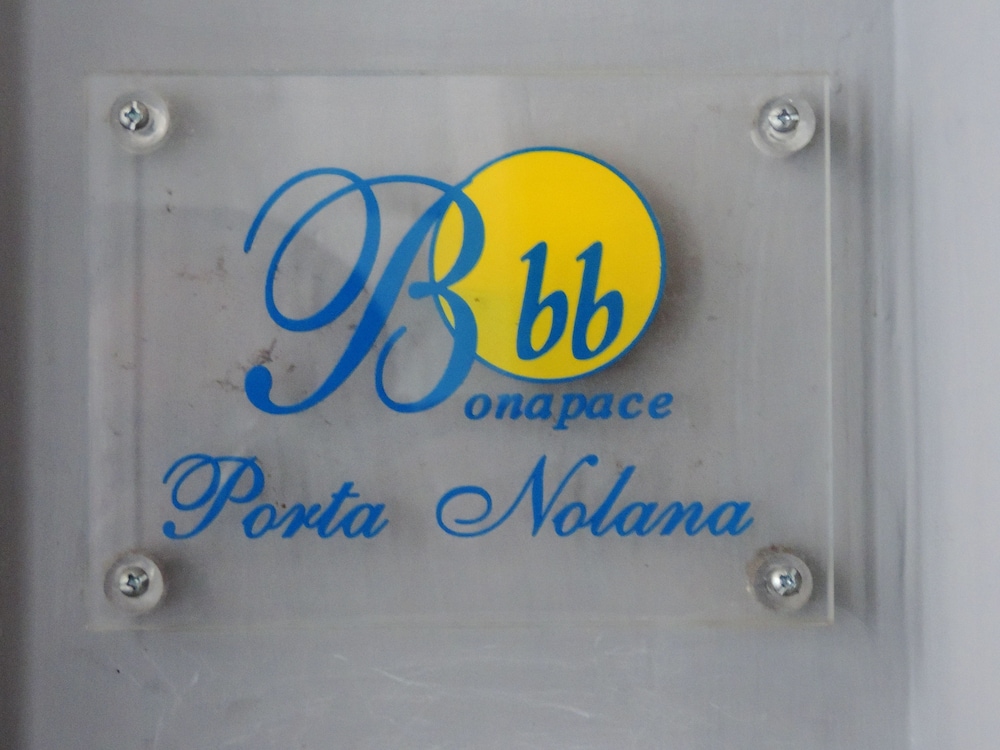 Bonapace Porta Nolana B&B