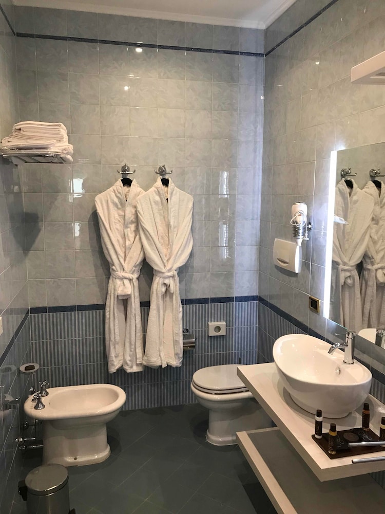 Magis Ac Magis Bedrooms Versilia