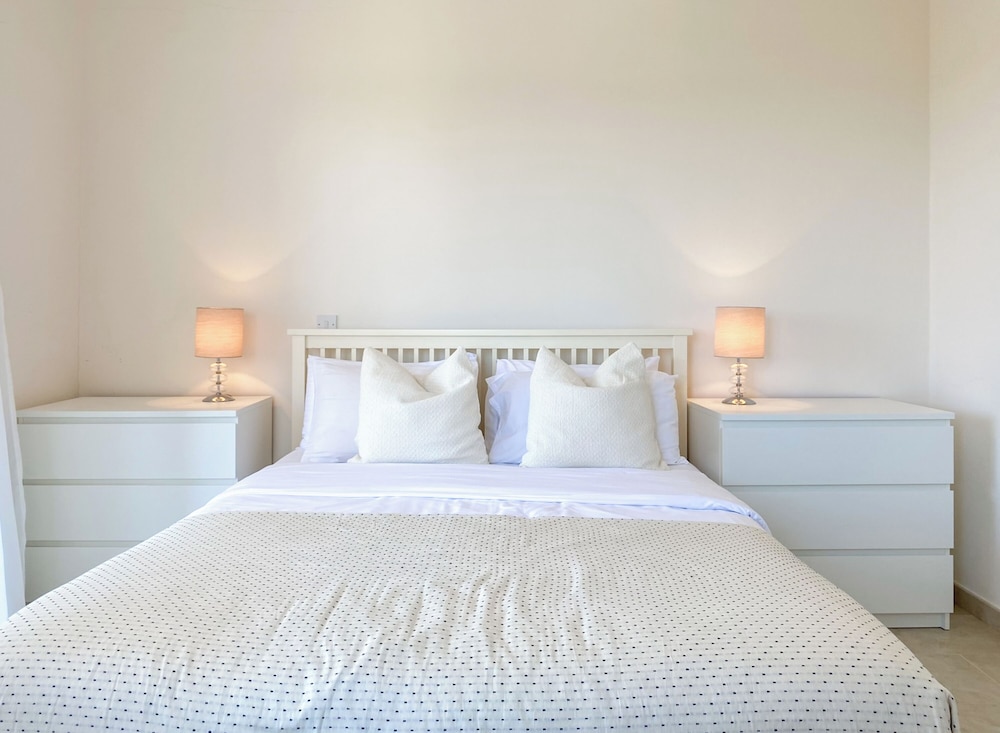 Phaedrus Living Luxury Villa Erimi