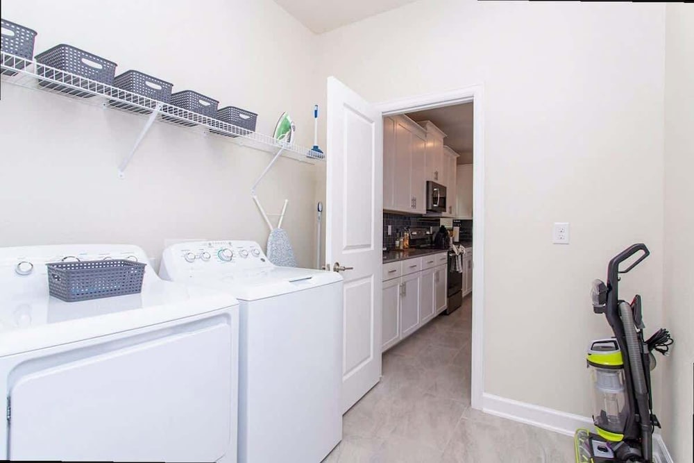 Family 5BD Spa Pool Game Loft Near Disney