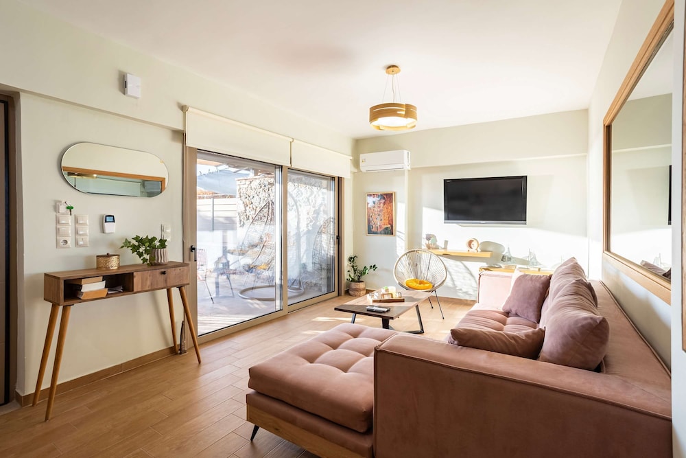 Verga Paradise Nest - A Blissful Hideout