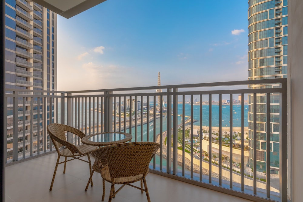EDEN'S Homes & Villas - 52/42 Emaar
