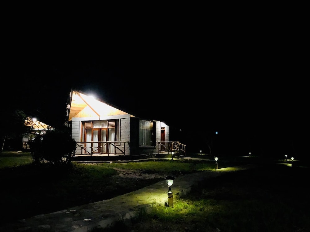 Mara Sweet Acacia Lodge