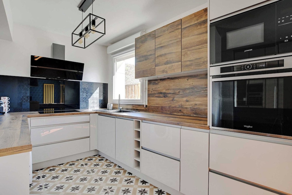 Cosy Apartment & Balcony -1br/4p- Levallois-perret