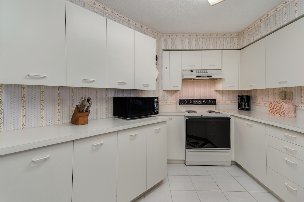 Vista Verde North 2-110 by Distinctive Beach Rentals