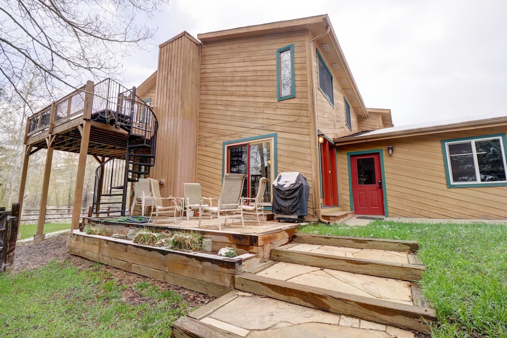 1250 Willow Grove 3 Bedroom Townhouse