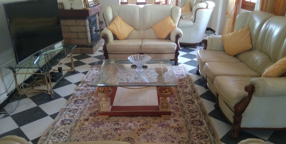 Chalet Villa con Piscina