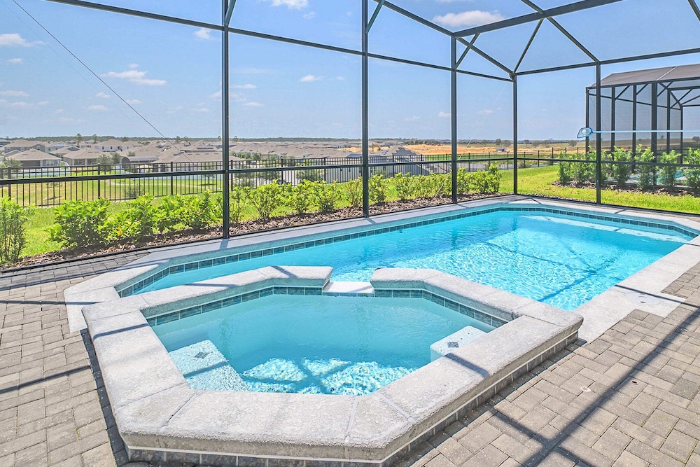 Upstay: 7BR Resort Home w Private Poolnear Disney