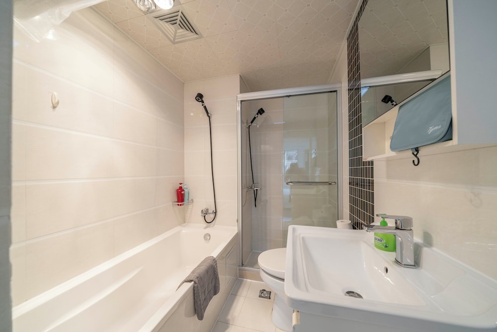 Tyms 2BR APT Hongqiao Paris Classic
