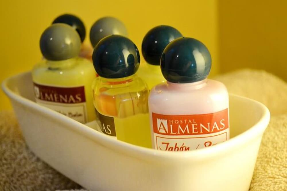 Hostal Almenas