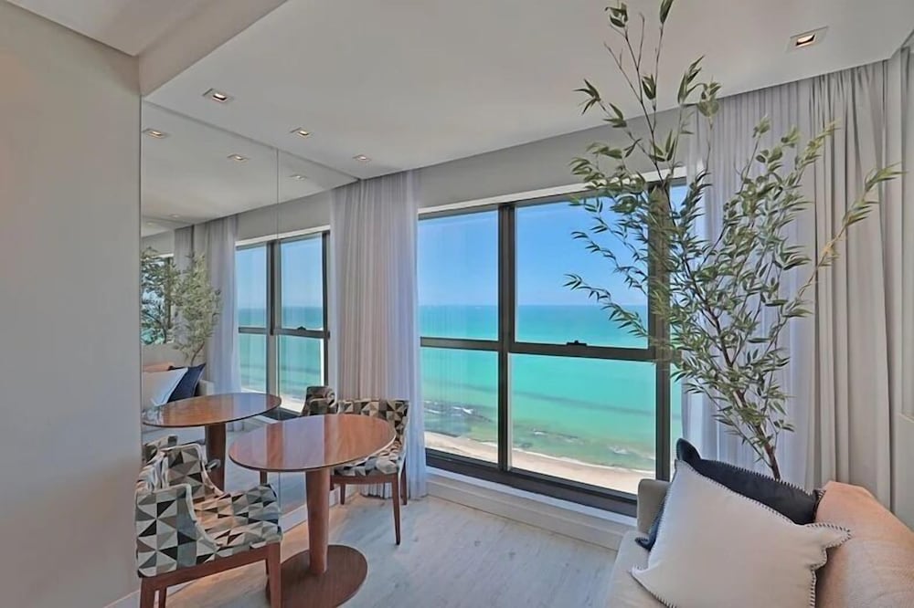 HY Beach Flats