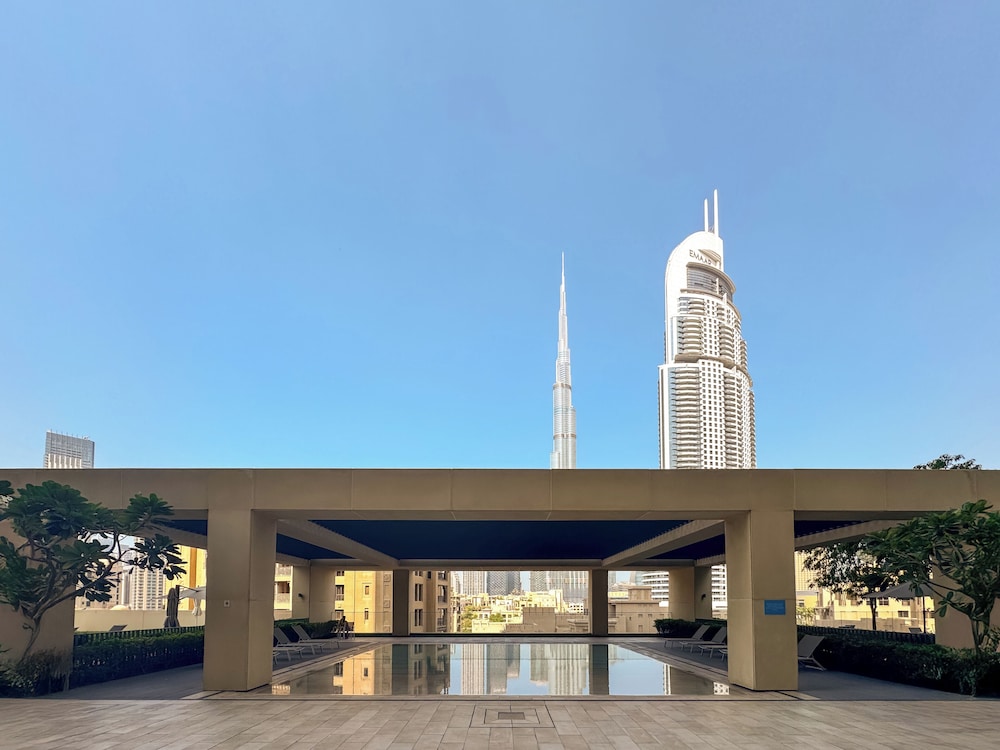 PVH - Elevated 1BR - Burj Royale