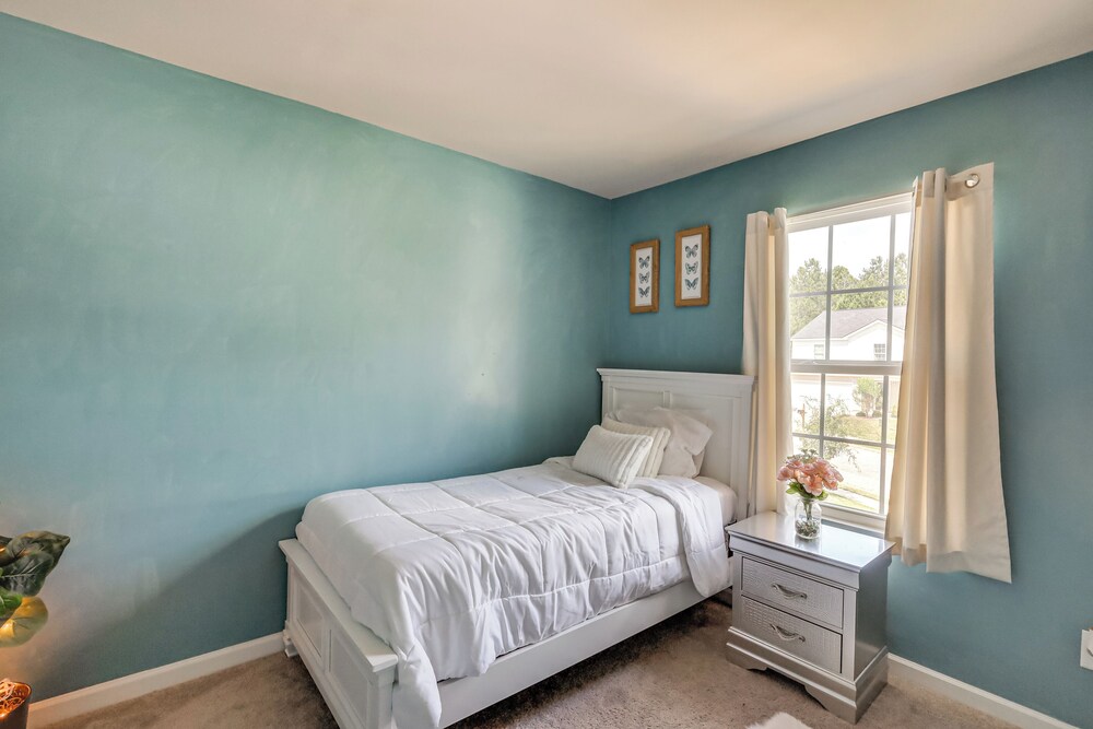 5 Mi to Amerson River Park: Family-friendly Home