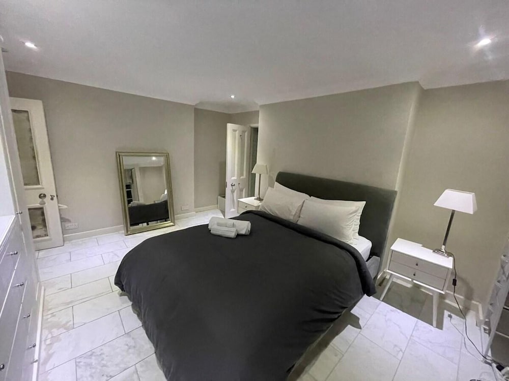 Park Village Luxury House - Central London view 5