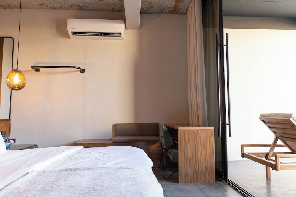 Portal Chalets With Private Pool- Qirwan