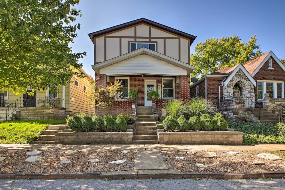 St Louis Vacations - Stylish St. Louis Retreat w/ Great Location! - Property Image 1