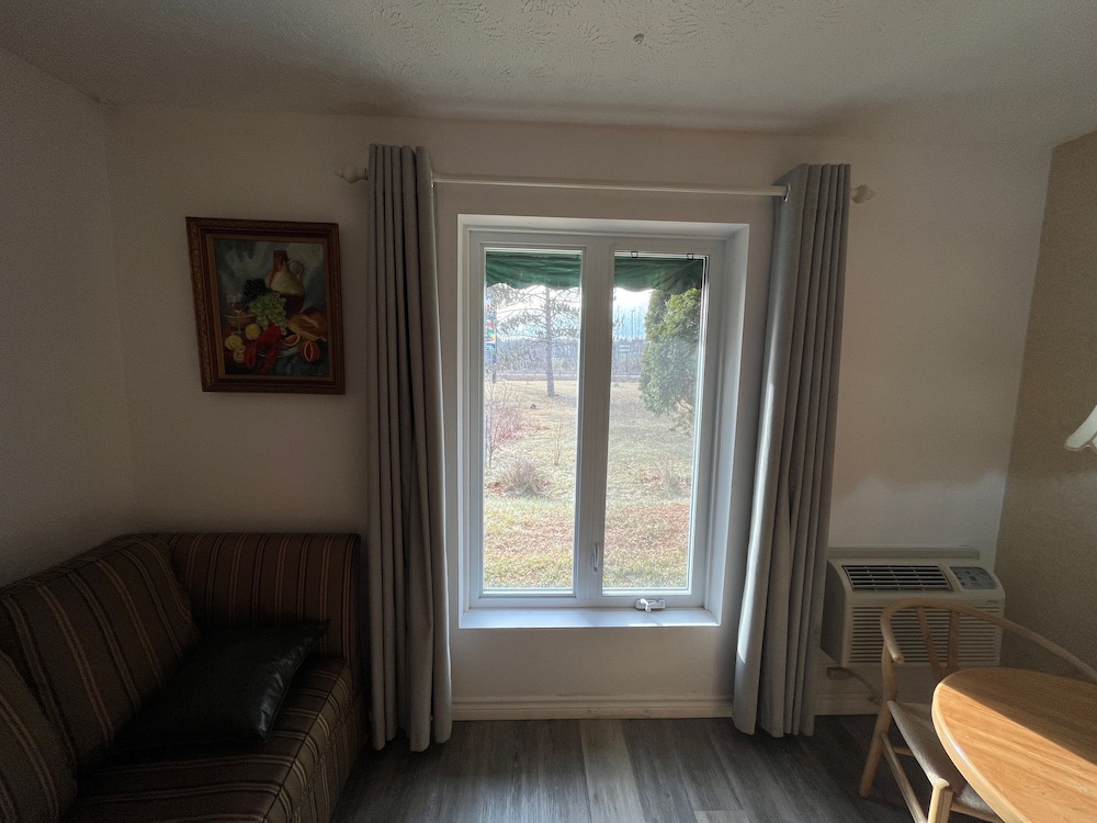 Hotel Cowansville