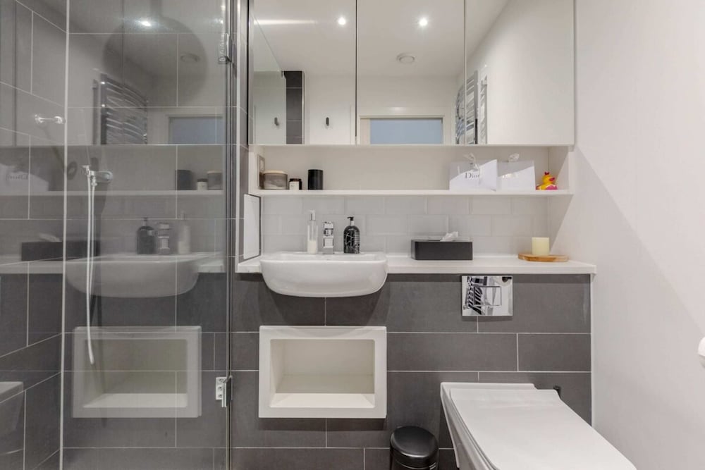 Elegant & Serene 2BD Flat W/roof Terrace Hoxton!