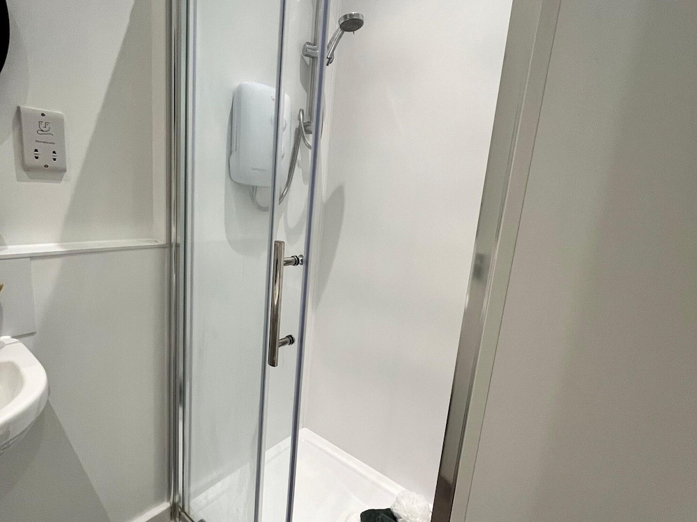 Kingston Luxe Suites Riverside Apartment Belvilla