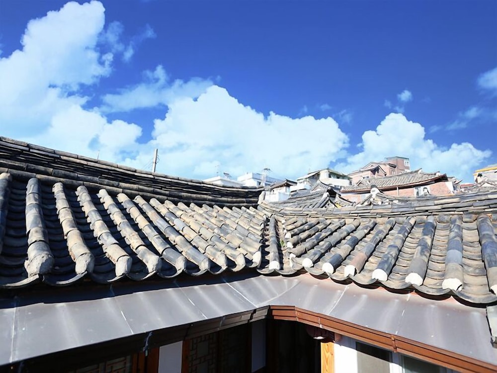 Inwoo House