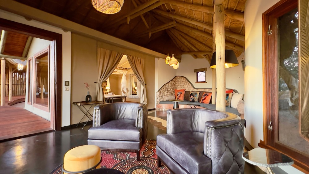 Kalahari Red Dunes Lodge l Ondili view 2