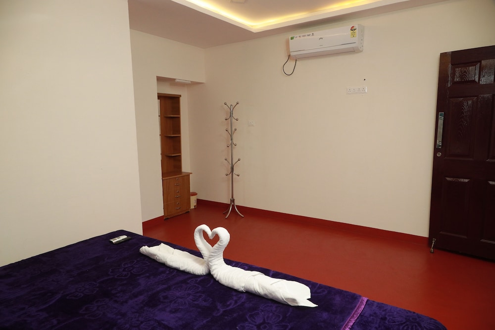 Kadal Beach House Marari
