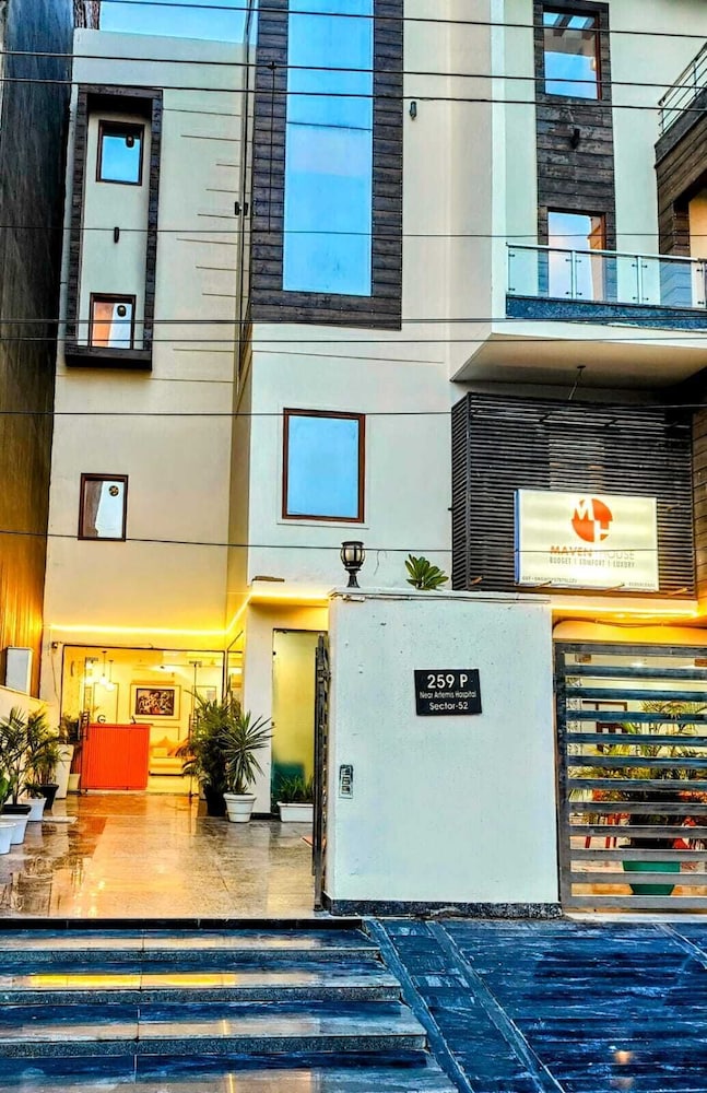 Hotel Mavens House