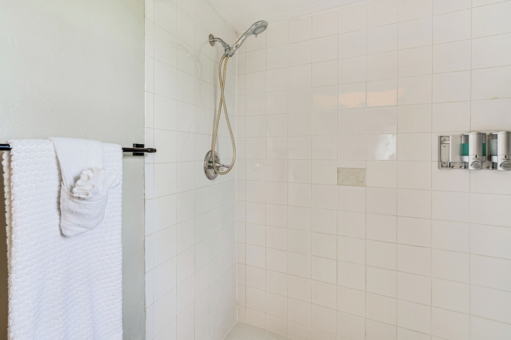 4 Mi to Dtwn Cape Coral: Home w/ Pool & Patio