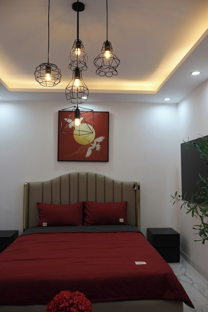 The Grand Diamond C Hotel