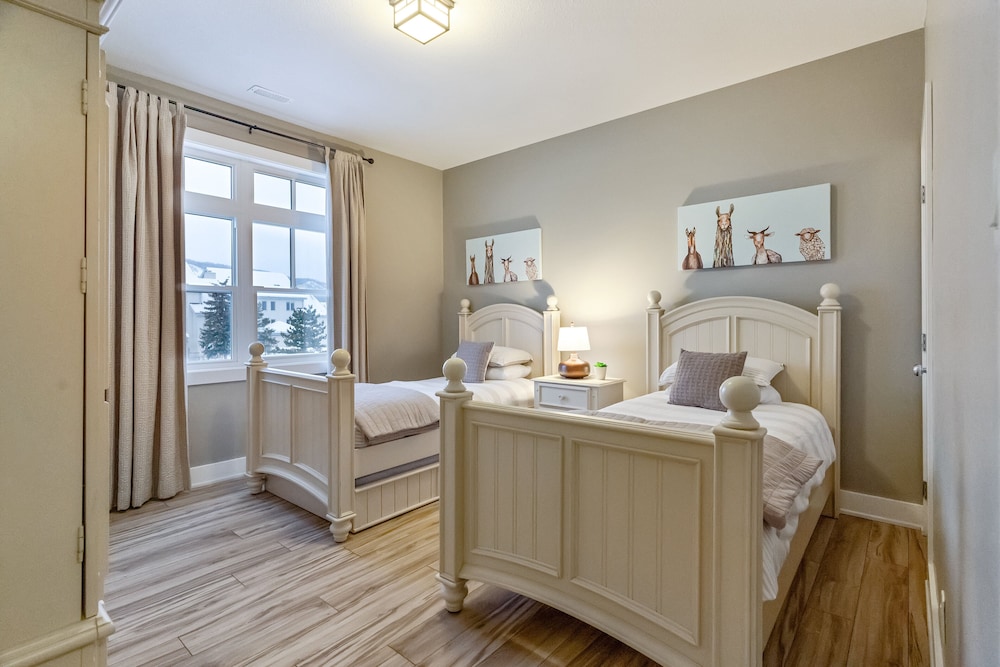 Rivergrass Condos