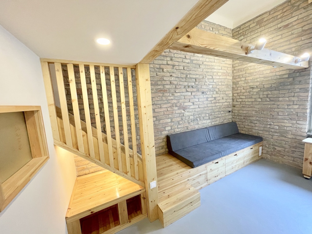 Lavender Circus Hostel