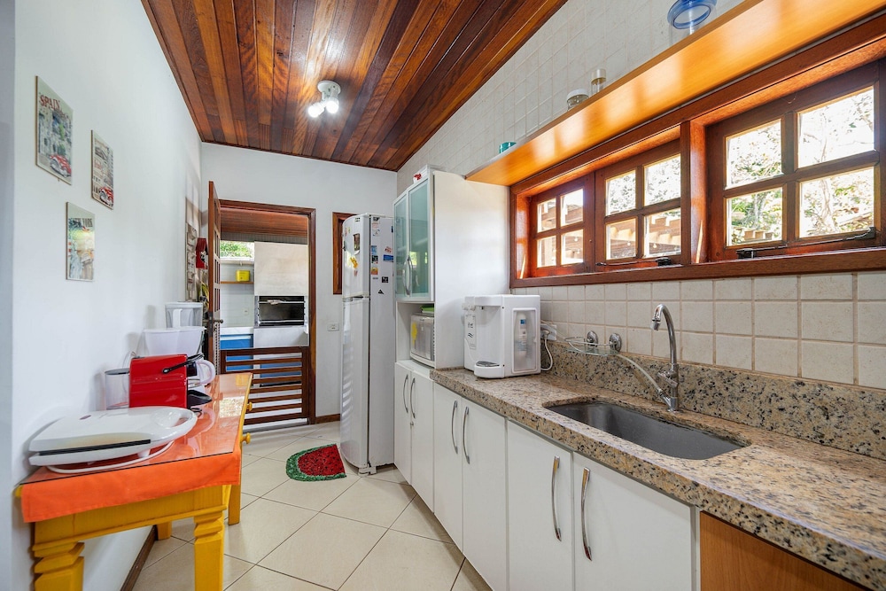 Bz49 Casa 350m da praia Condomínio