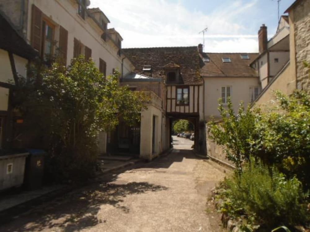La Halte Chaumontoise view 3