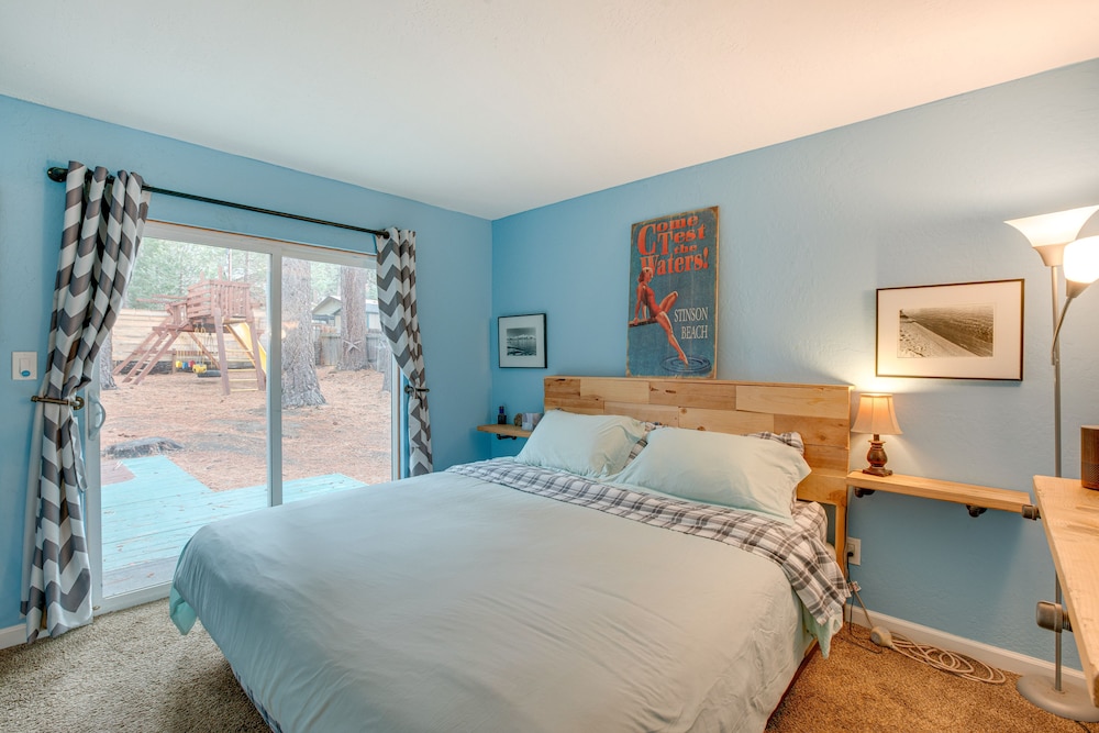 1 Mi to Heavenly Ski Resort: Retreat w/ Hot Tub