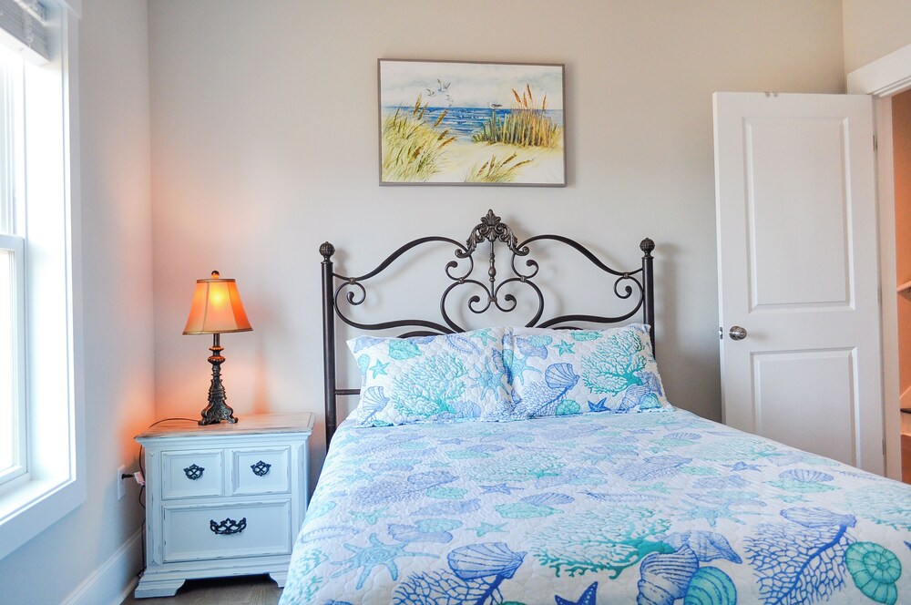 Family Tides by Topsail Realty