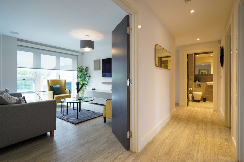 Serenity by the Water 3 bedroom London