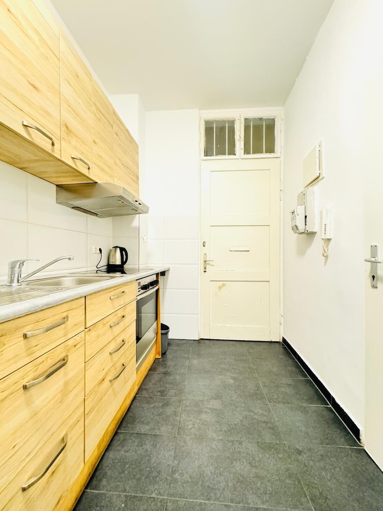Bright 5P Apartment Near Praterstern