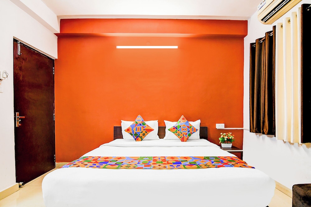 Fabhotel The Corporate House