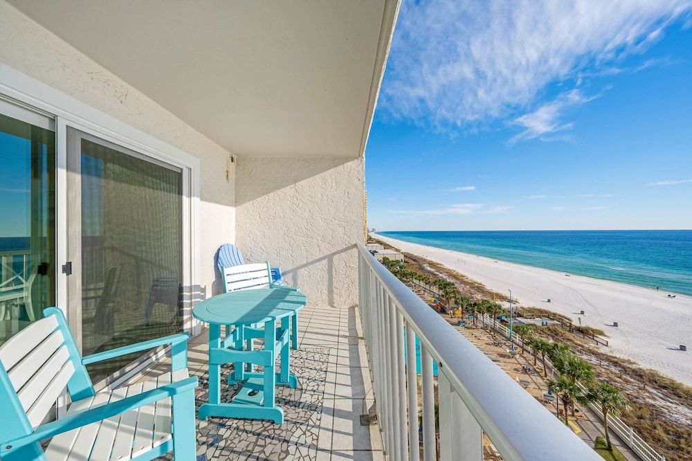 Beach Bliss Beachfront Living!