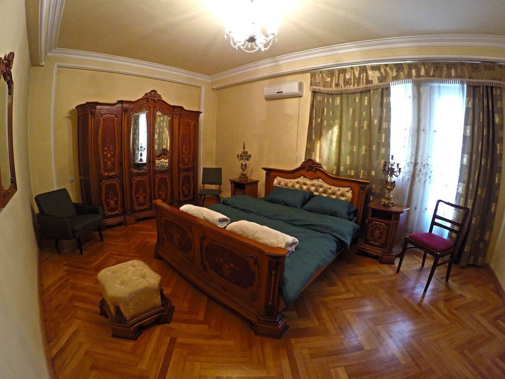 Classical Green Hostel view 4