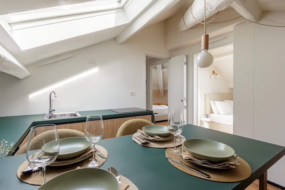 Palazzo Quantum 1 - Suite 7 2bdr Apartment Bovisa Area