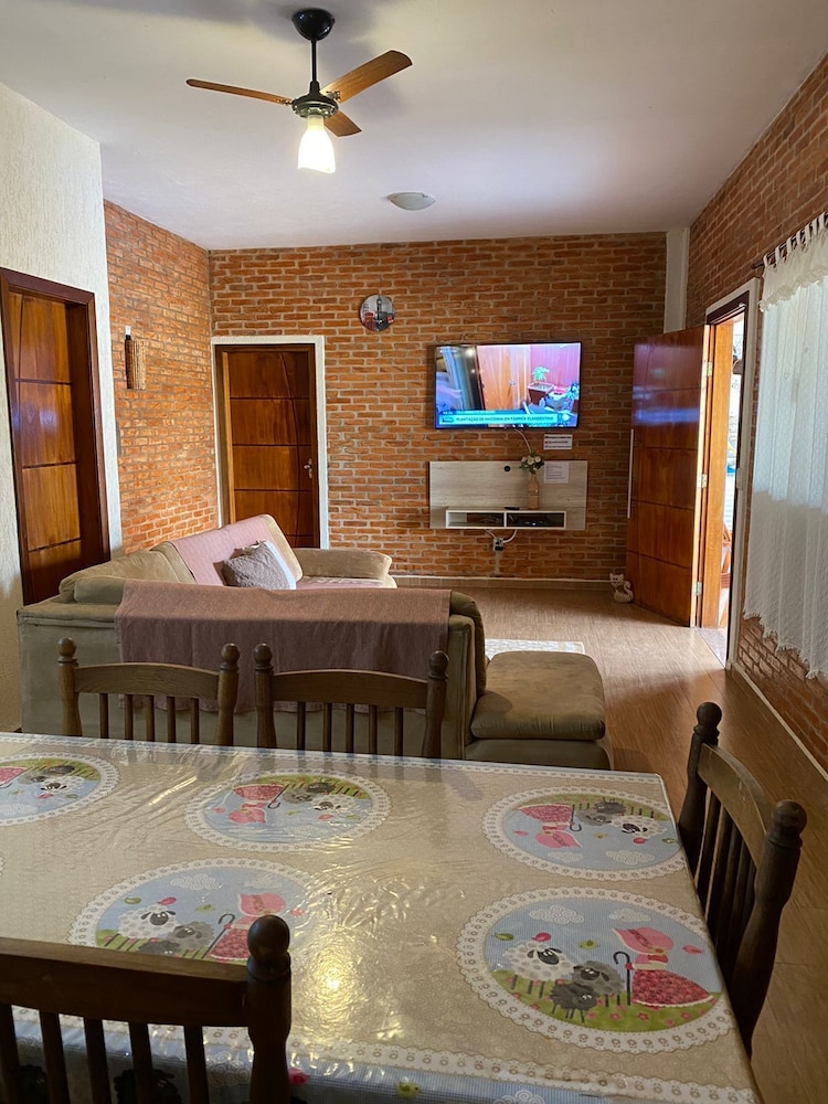 Cantinho Rústico com piscina privativa