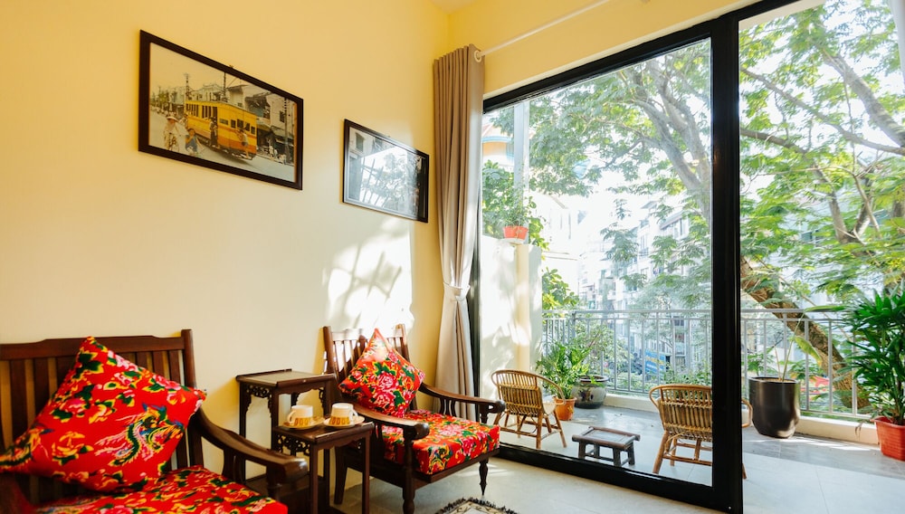 HoLo Conic House Hanoi