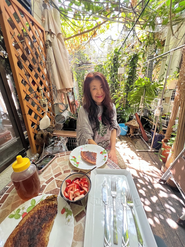 Milk-ya Guest House - Caters to Women only
