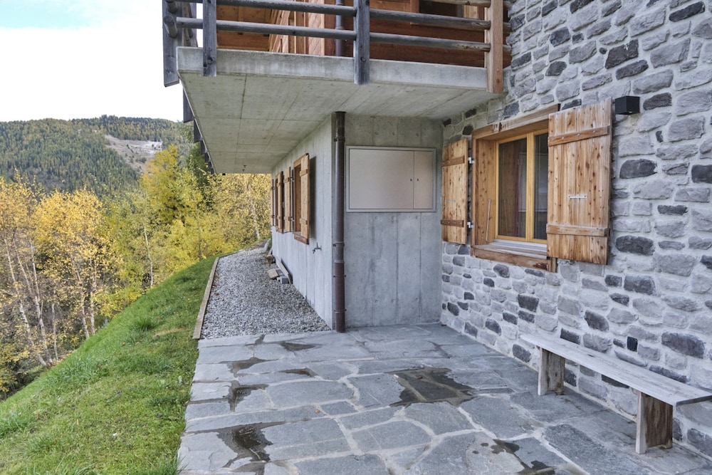 Beautiful Luxury Chalet Roy With Incredible Views