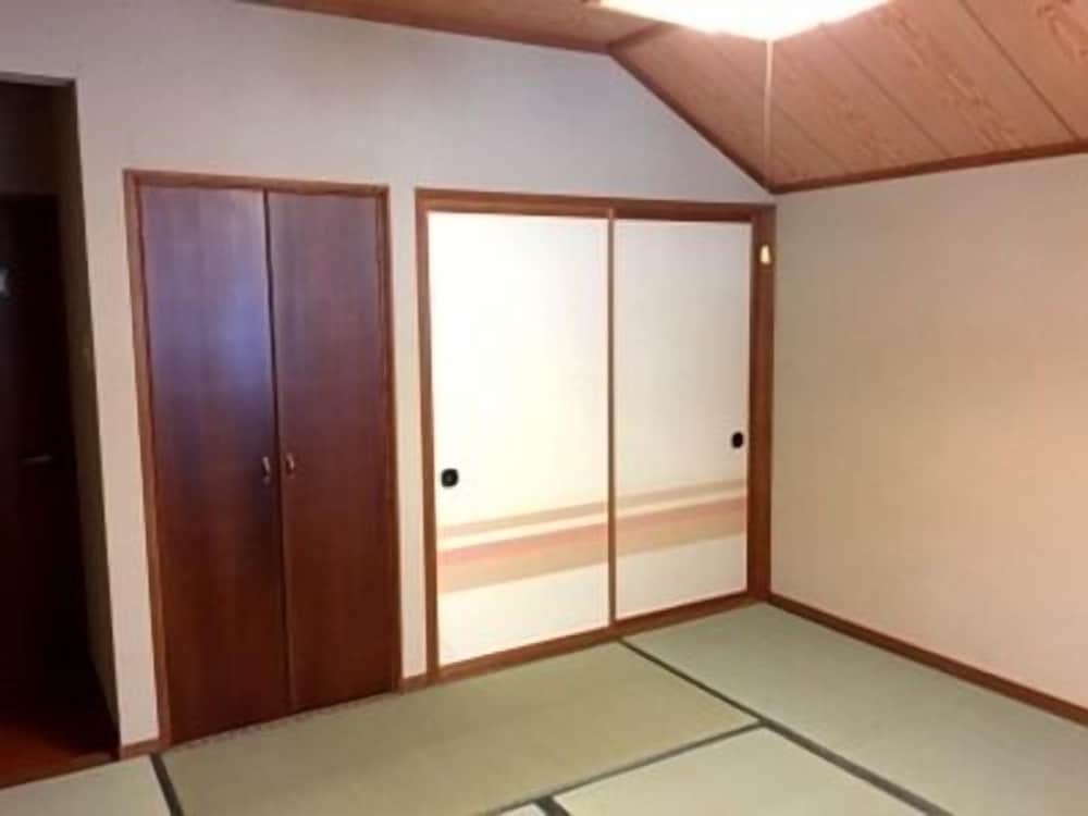 Guesthouse Kinzaza