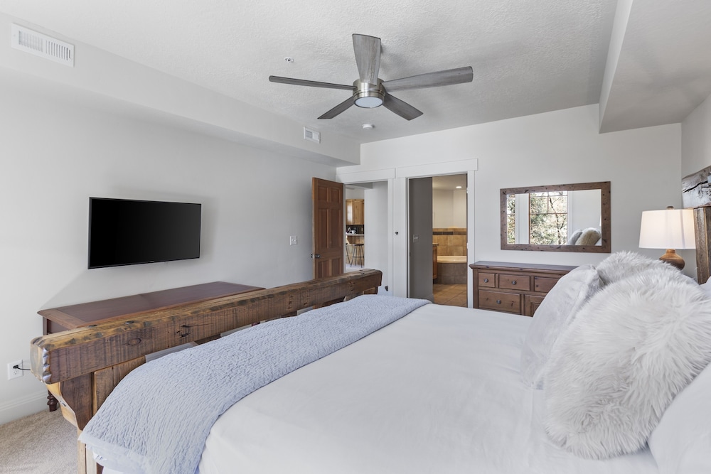 Park City Ski Resort - Town Pointe Condos